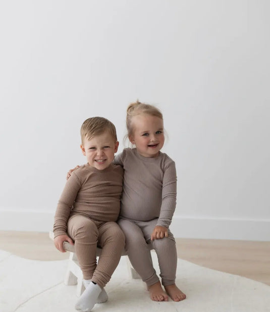 Ensemble de salon côtelé à manches longues | Cappuccino coton bio - Boutique Kaki Lilas