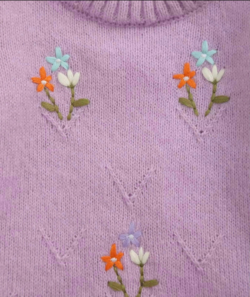 Chargez l'image dans la visionneuse de la galerie, Combinaison bébé fille en tricot doux lilas brodée
