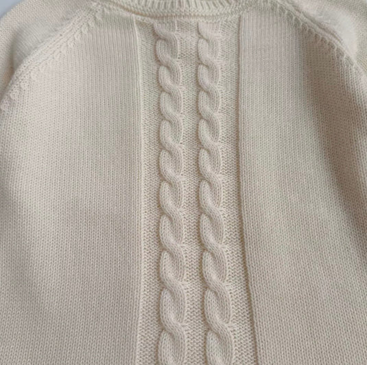 Chandail fille en tricot ivoire avec torsades – Automne-Hiver