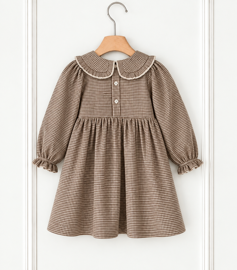 Chargez l'image dans la visionneuse de la galerie, Robe Charlotte bébé fille à col Claudine à carreaux – Automne-Hiver
