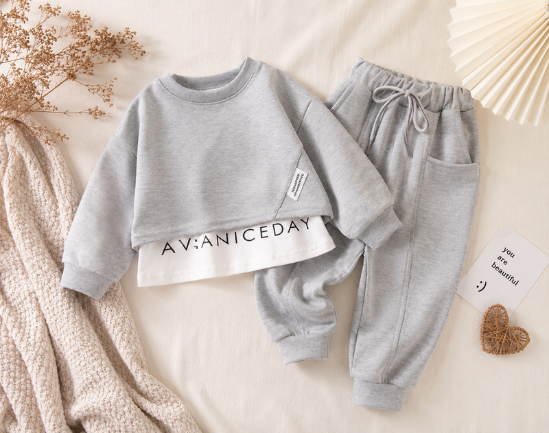 Load image into Gallery viewer, Grey fleece two-piece set – Softness &amp; Comfort for girls – Autumn-Winter
