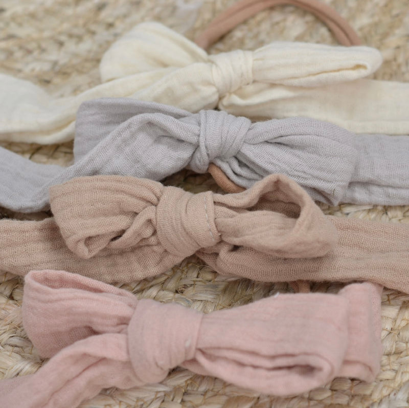 Load image into Gallery viewer, Chiffon/nylon loop headband 
