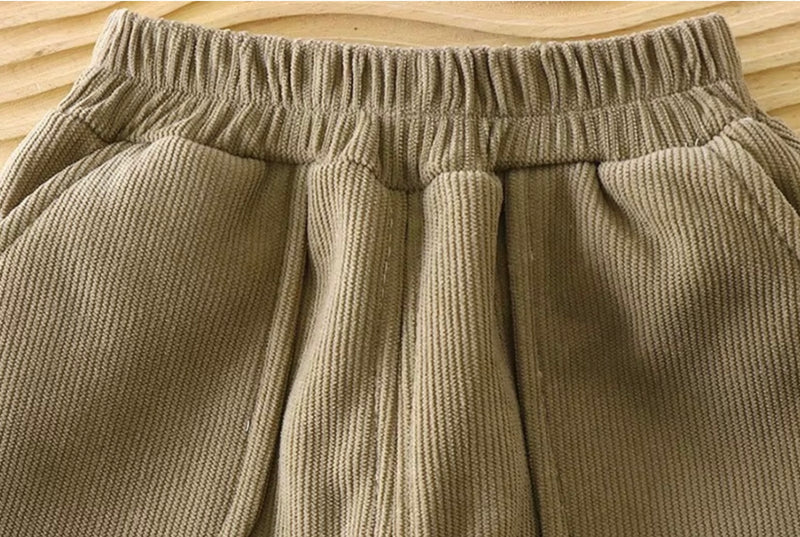 Chargez l'image dans la visionneuse de la galerie, Pantalons en velours pour garçon – Kaki lilas
