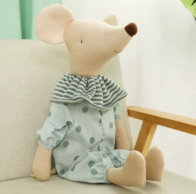 Load image into Gallery viewer, Peluches bébé Les Souris Joyeuses – Modèle Kali douces et réconfortantes - Boutique Kaki Lilas
