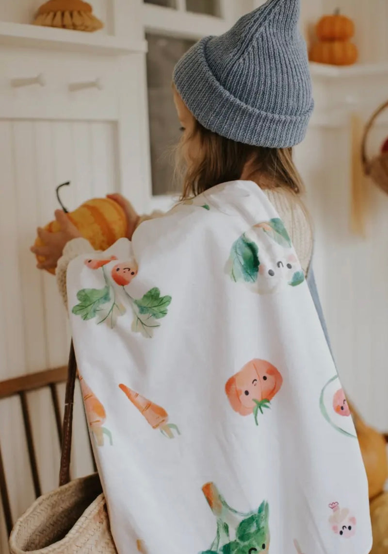 Load image into Gallery viewer, Ma petite couverture imprimée- Au marché-Veille sur toi - Boutique Kaki Lilas
