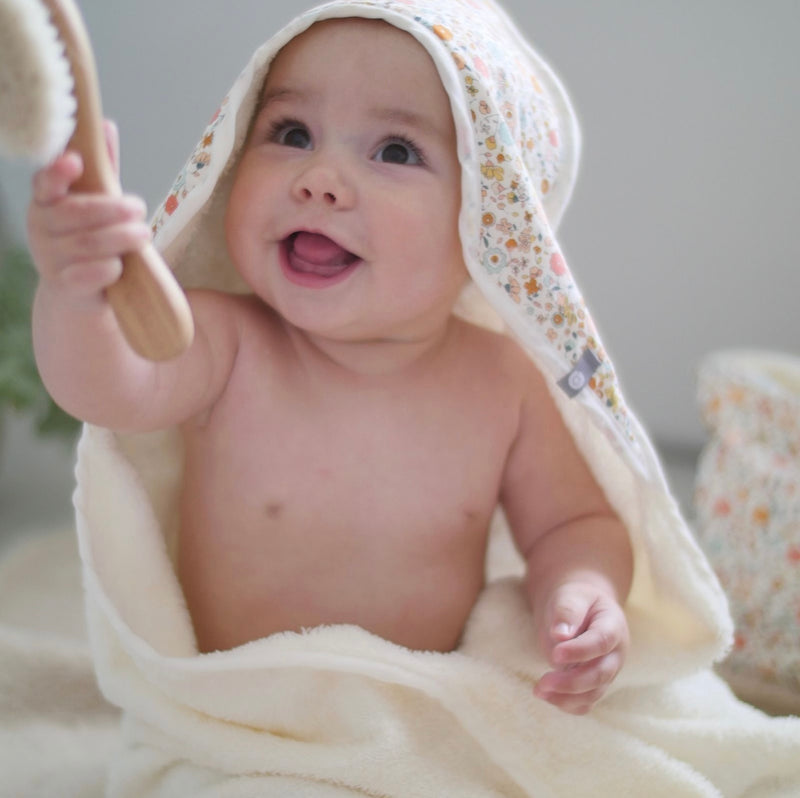 Load image into Gallery viewer, Boîte cadeau sortie de bain pour bébé - Boutique Kaki Lilas
