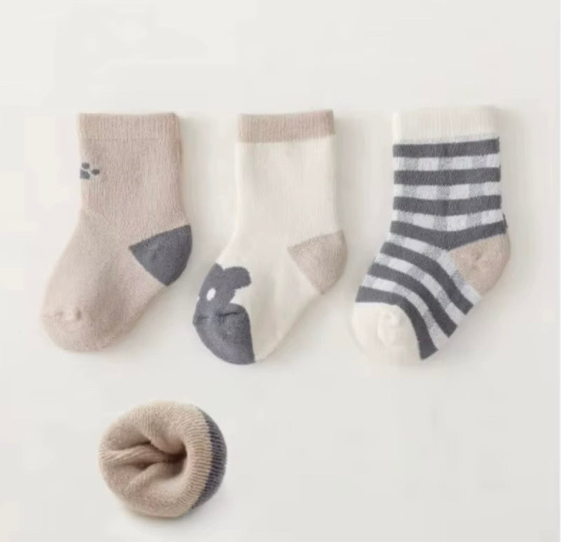 Load image into Gallery viewer, Chaussettes d’hiver doublées pour enfant 100% coton
