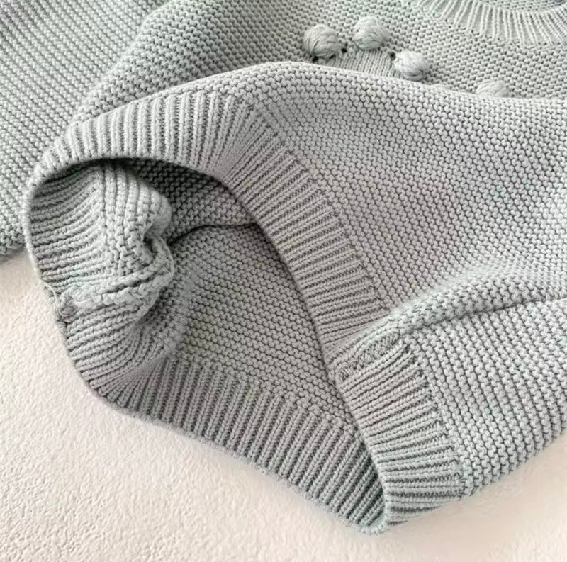 Load image into Gallery viewer, Soft cotton baby girl sweater with embroidered heart – Khaki Lilac
