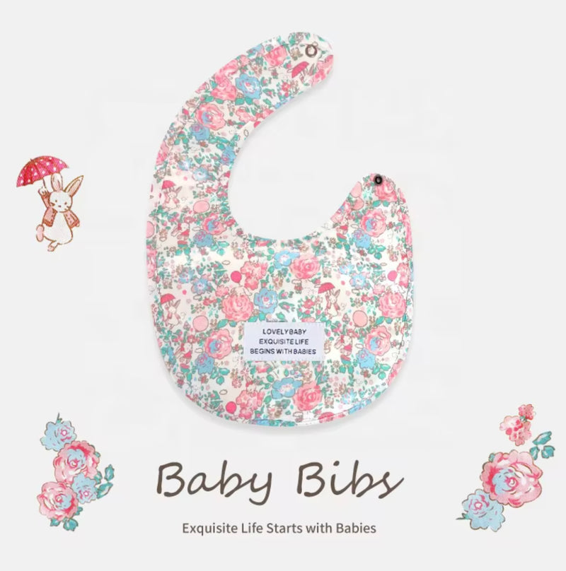 Load image into Gallery viewer, Bavoir bébé en coton motif fleuri – Kali - Boutique Kaki Lilas
