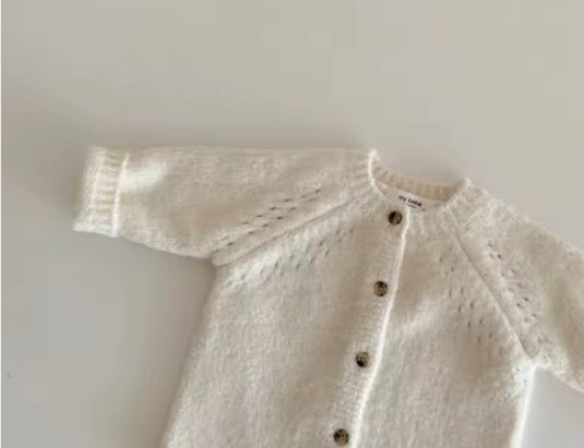 Timeless ivory knit cardigan for babies and girls – Fall-Winter