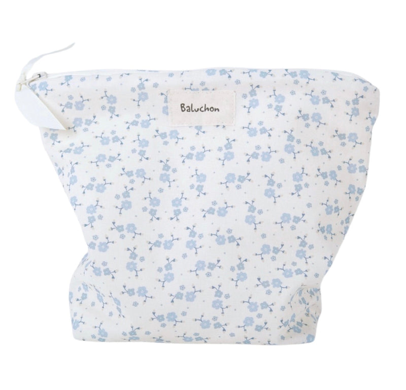 Load image into Gallery viewer, Handmade cosmetic bag medium size blue flowers
