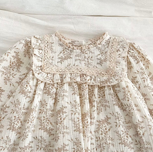 Robe fille vintage fleurie à manches longues et dentelle - Pré-commande